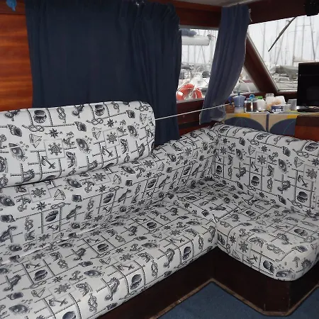 Conero Boat&breakfast Botel