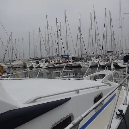 Botel Conero Boat&breakfast *